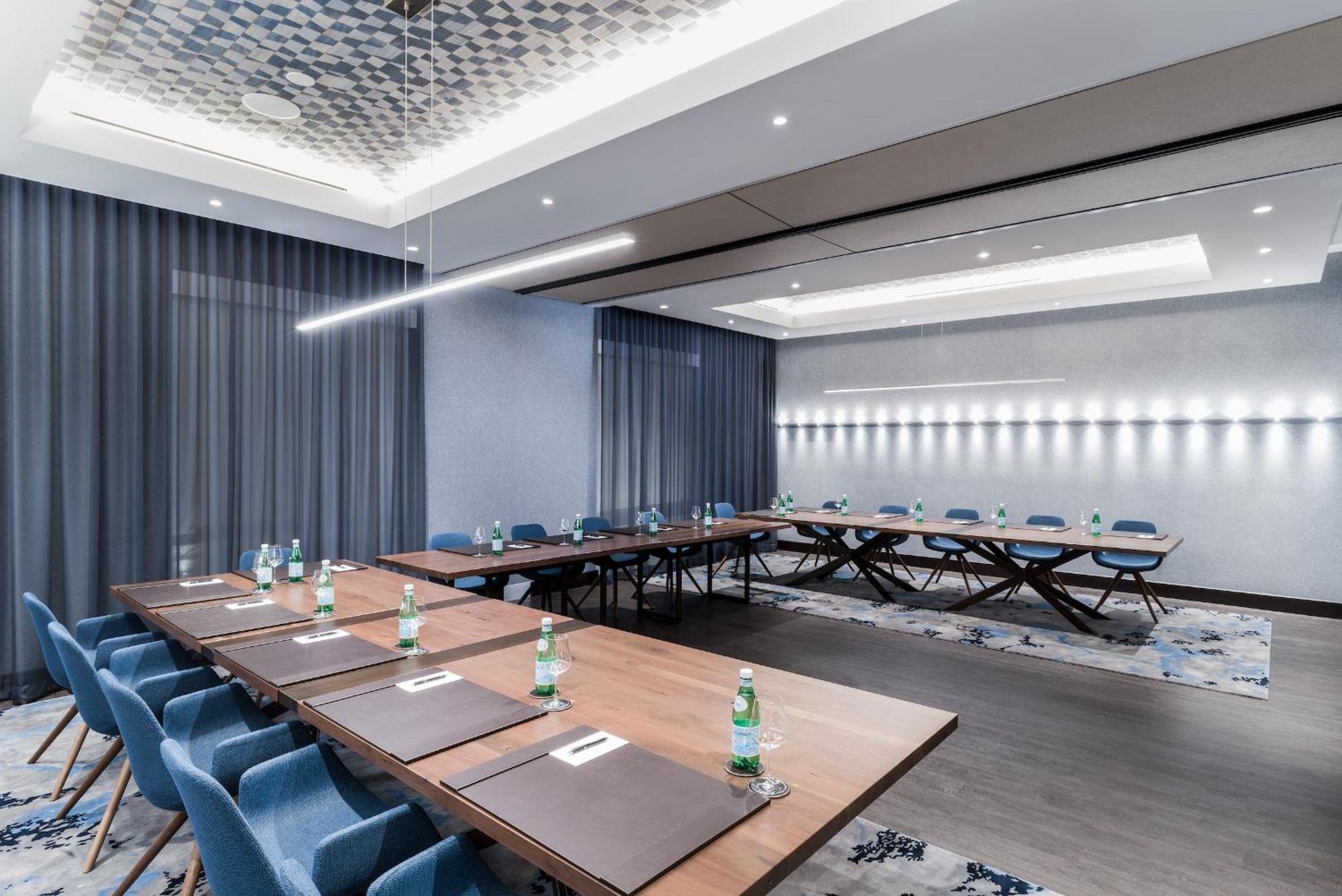 Innovation Hotel Naples Park Exterior foto