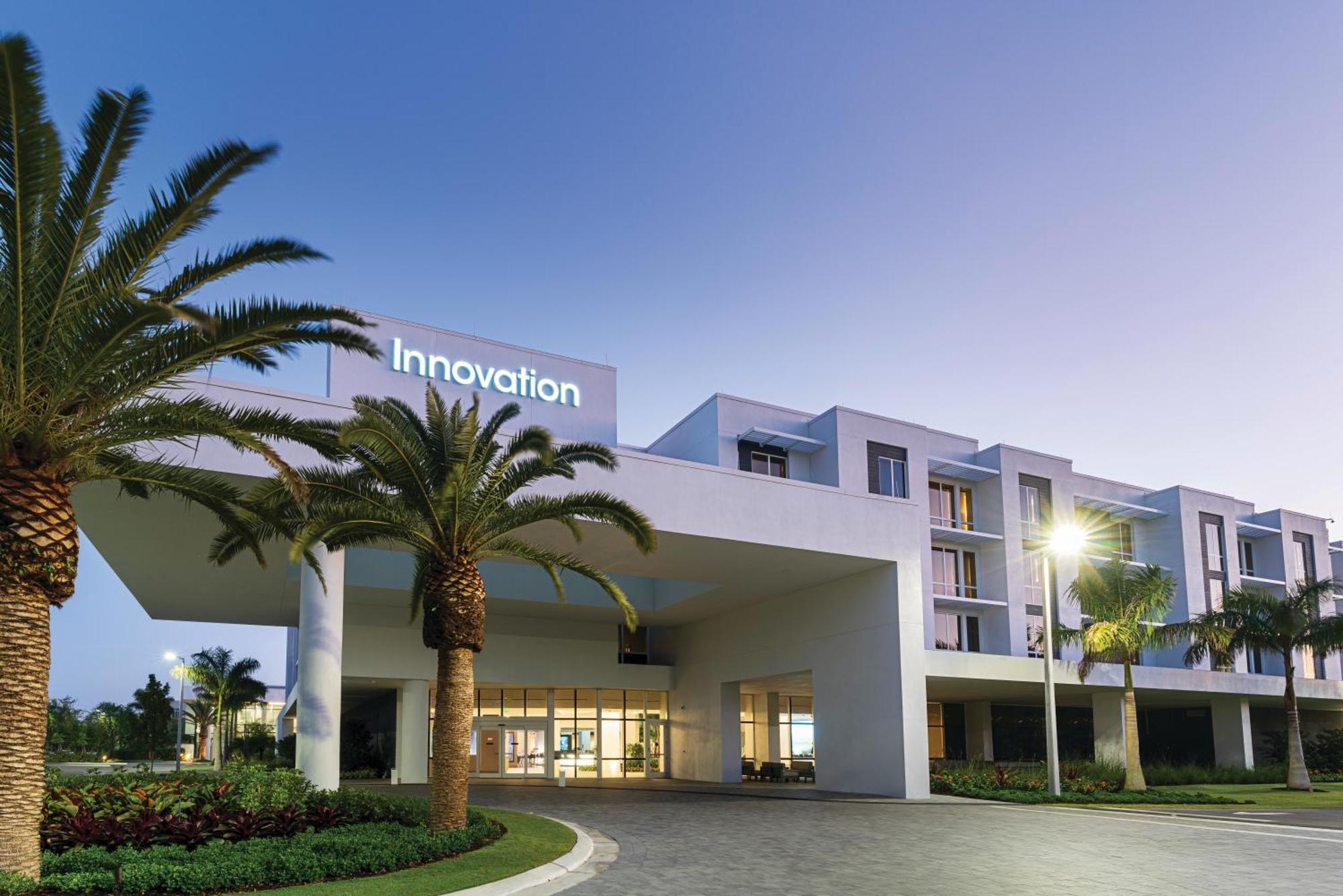 Innovation Hotel Naples Park Exterior foto
